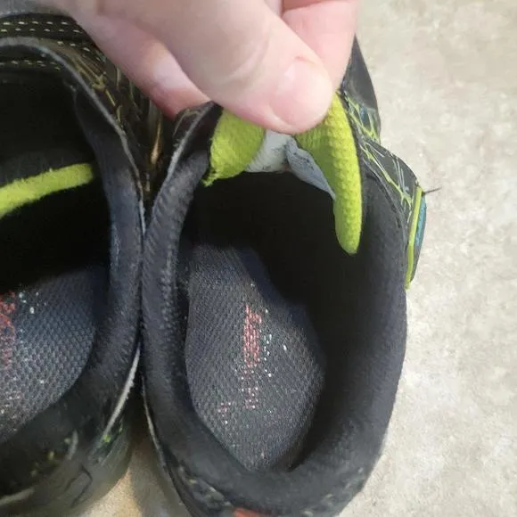 5/$10 Skechers Toddler 12 Boys Light Up Sneakers Dinosaur *WORN* Skechers