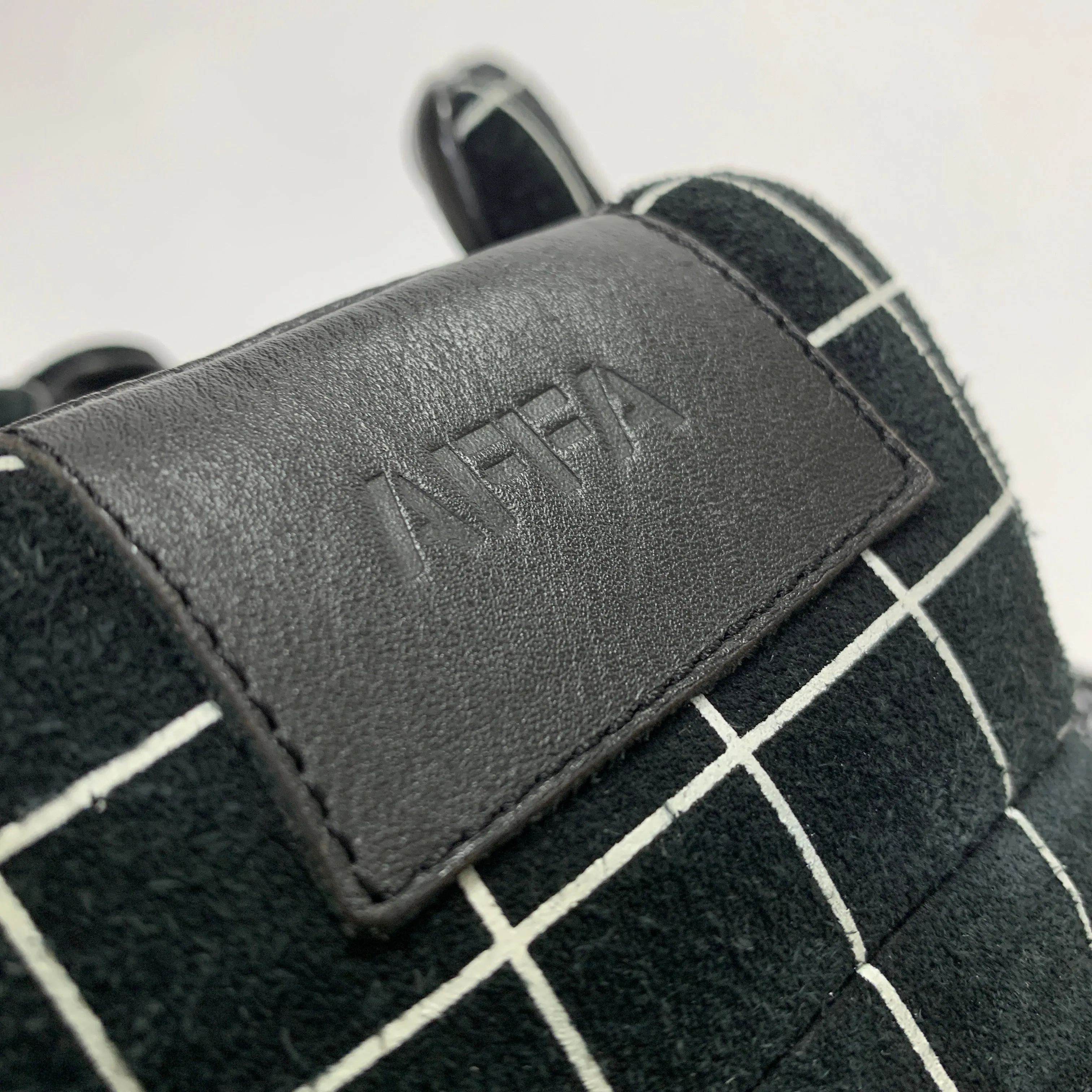 [9.5] Visvim AFFA ( Undercover Fragment ) Serra Hiker Boots Black