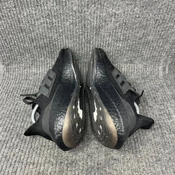 Adidas Ultraboost 22 Triple Black Athletic Running Shoes Women’s Size 7 GX5587