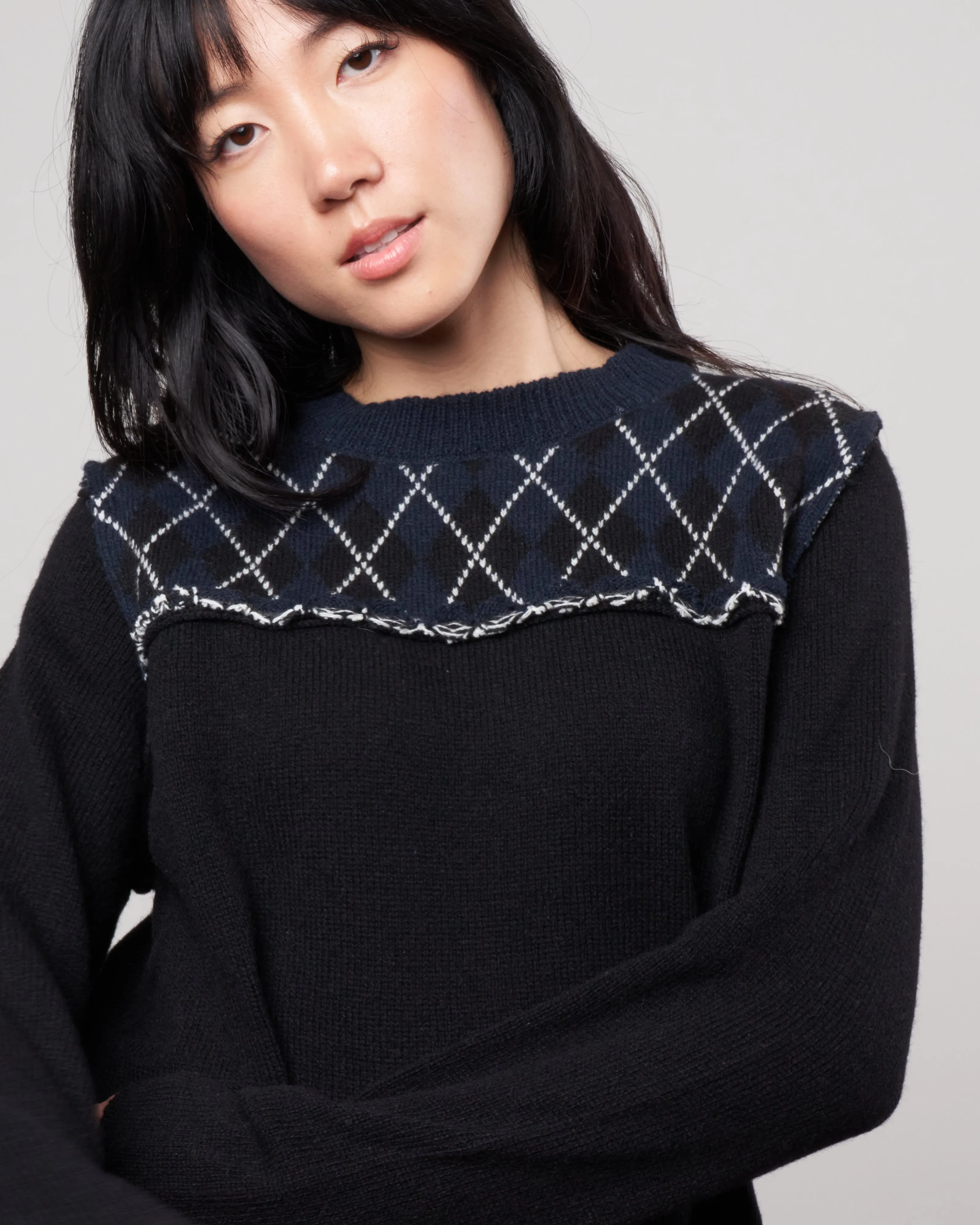 argun sweater -black argyle