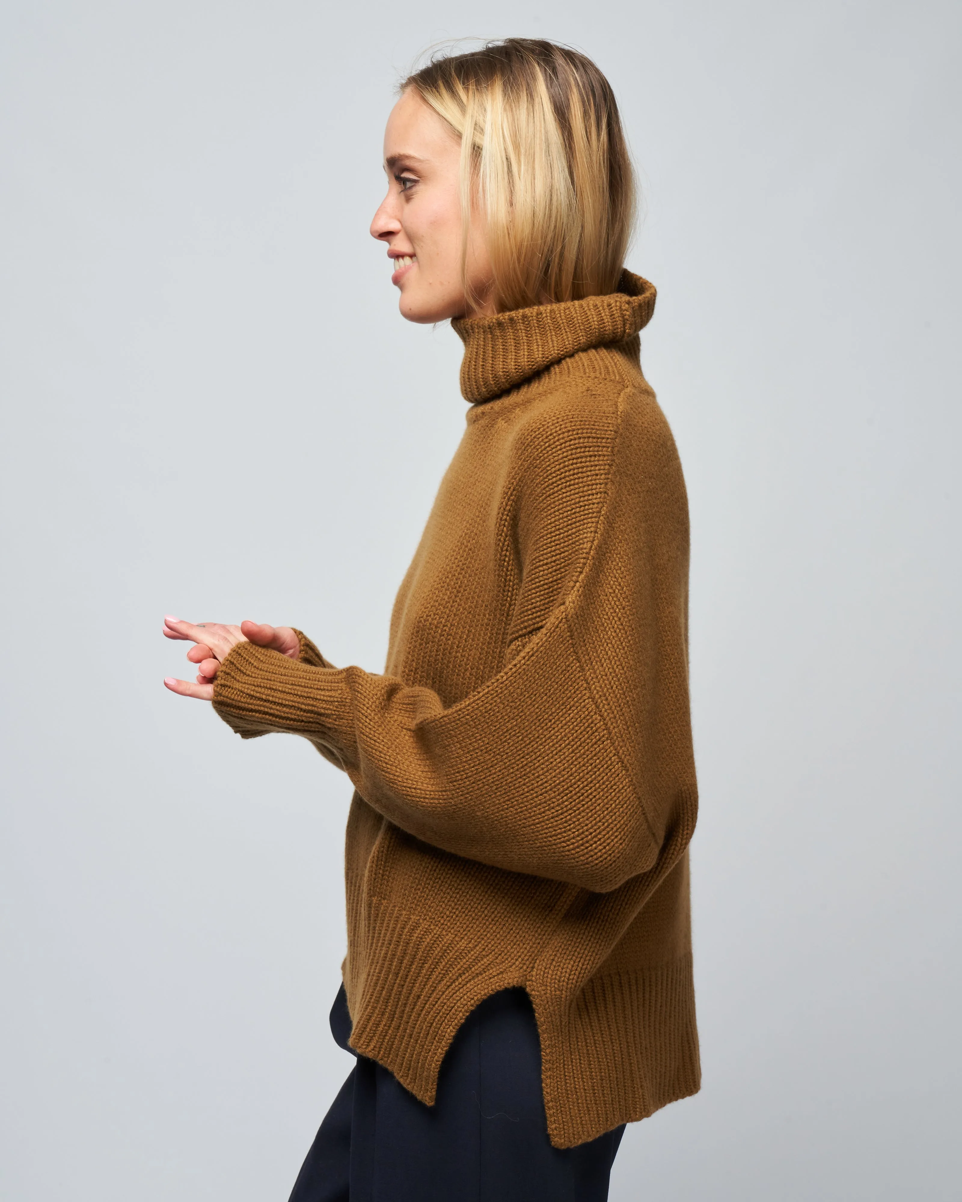 cashmere turtleneck - mink