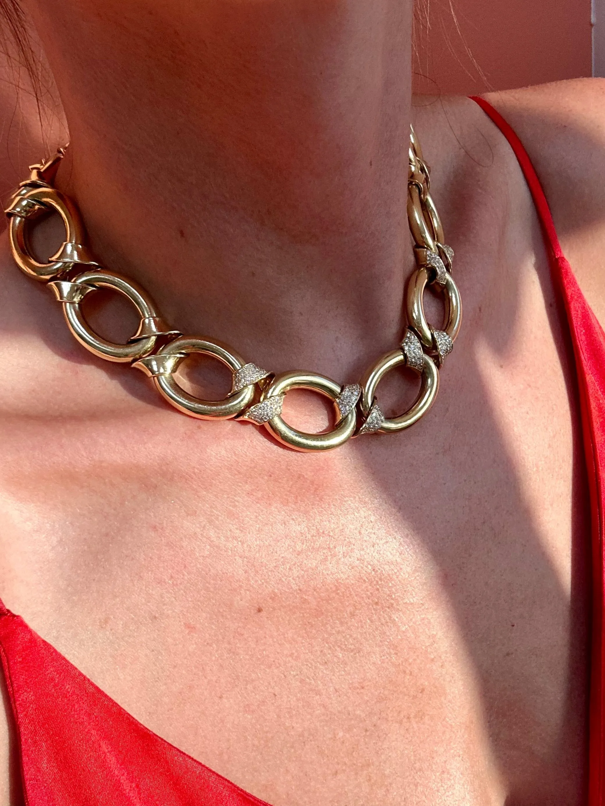Chic German Diamond Necklace, 18k