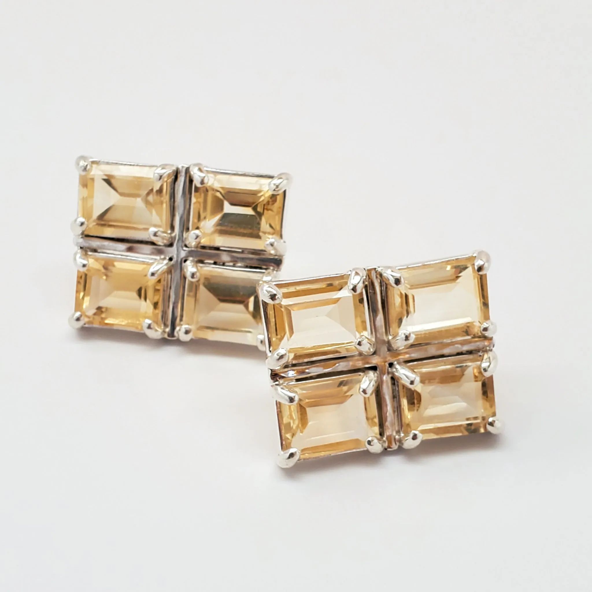 Grid Studs in Citrine