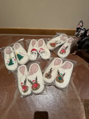 GROUP OF 5 CHRISTMAS SLIPPERS