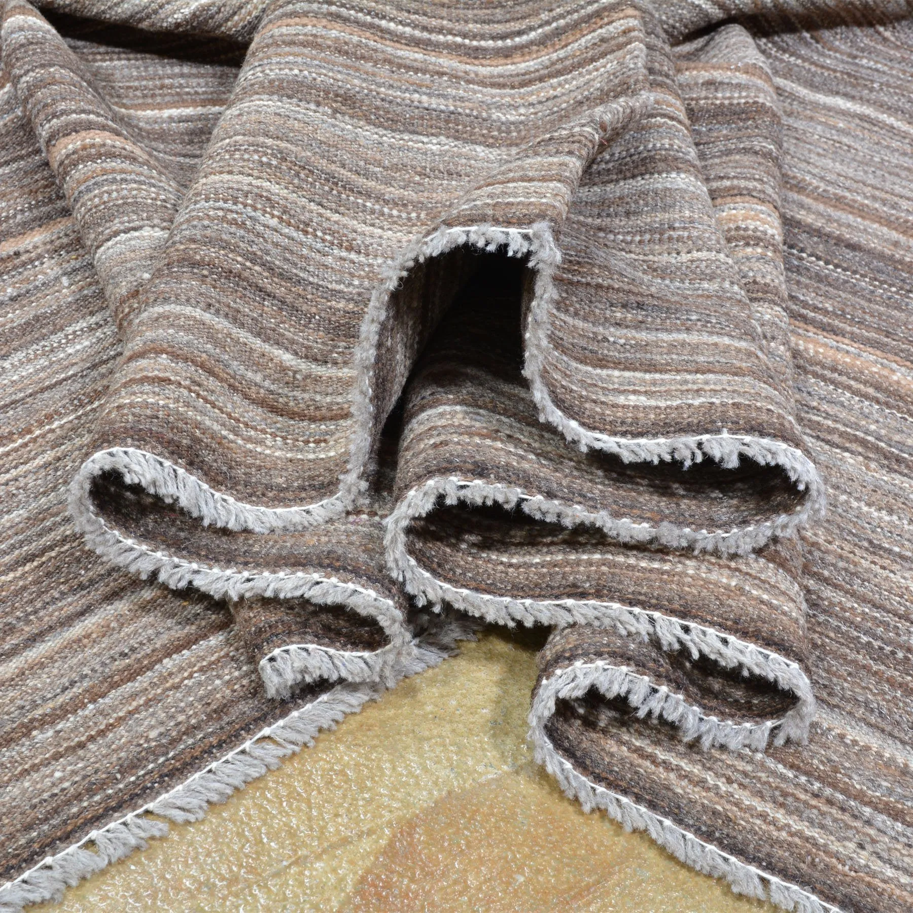 Hand-Woven Stunning Reversible Kilim Contemporary Design Flatweave Rug (Size 8.2 X 9.11) Brral-3447