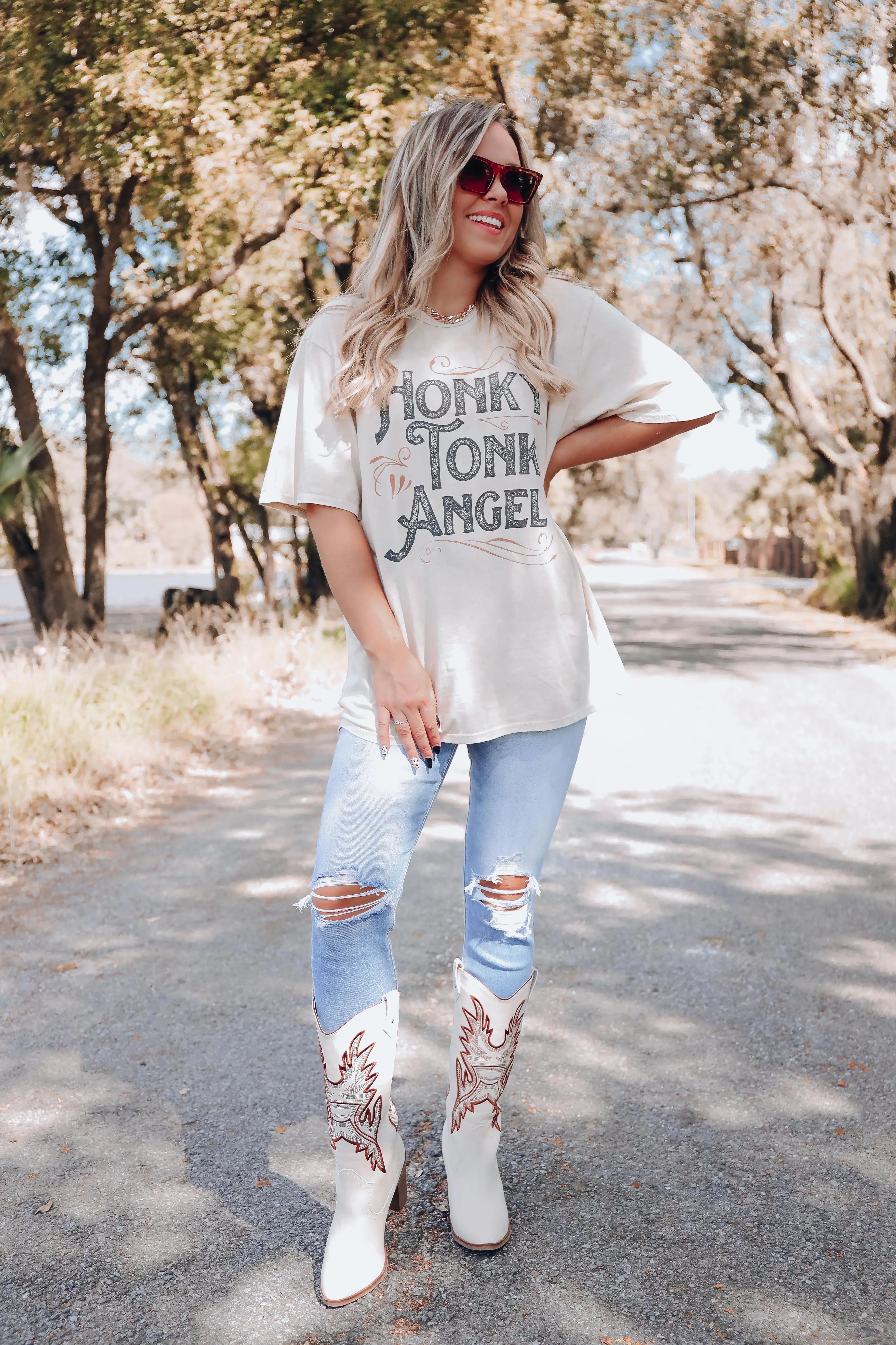 Honky Tonk Angel Graphic Tee - Sand