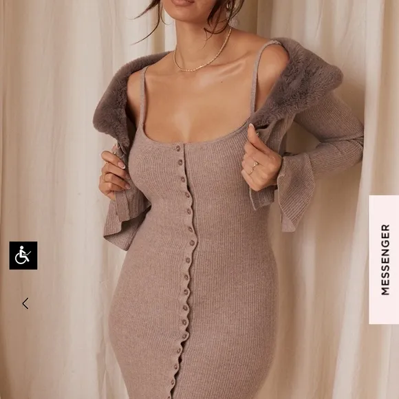 House of CB Dahlia Faux Fur Collar Cashmere Crop Cardigan Beige Camel 🤍