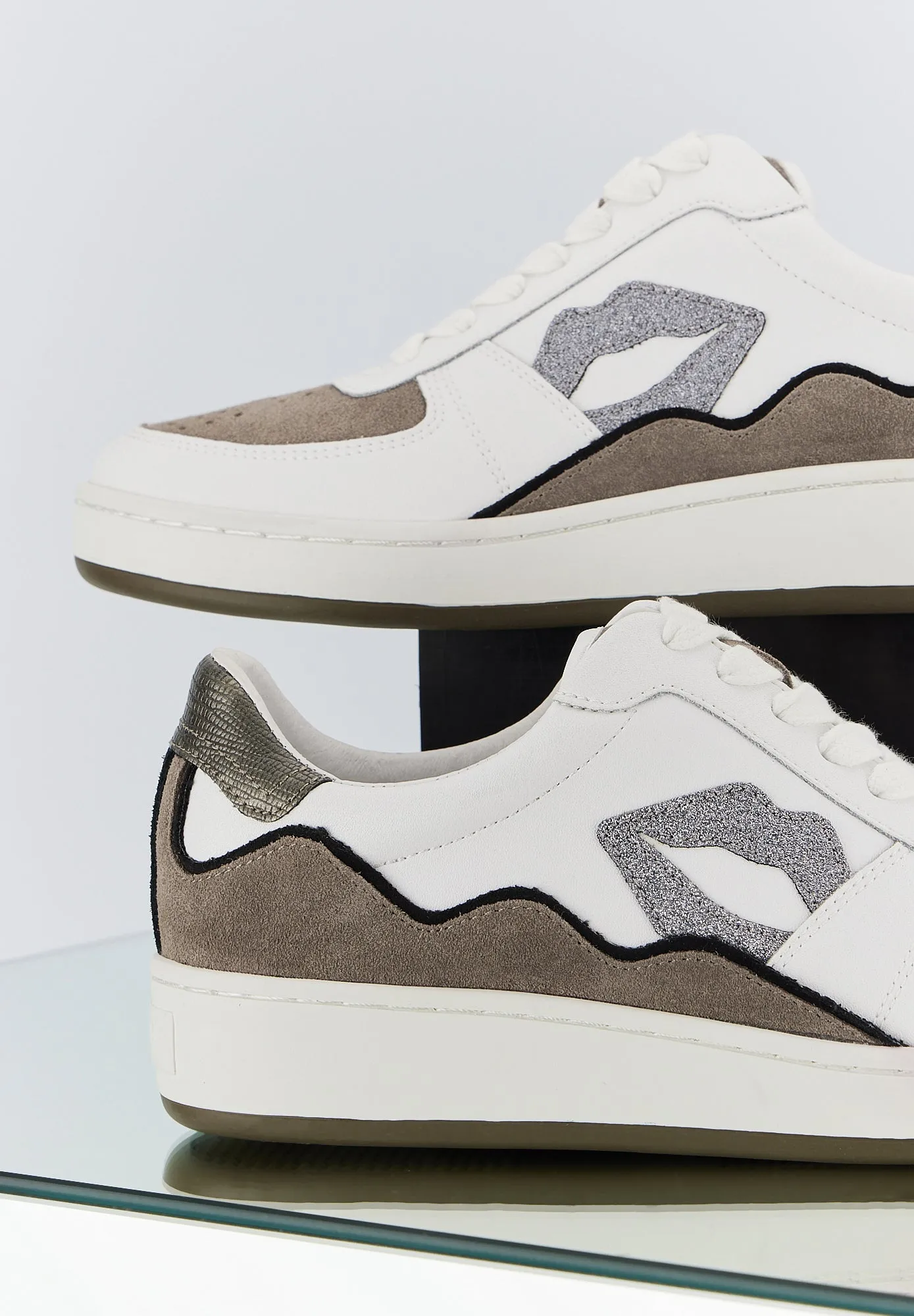 Loulou-Blanc Gun Suede