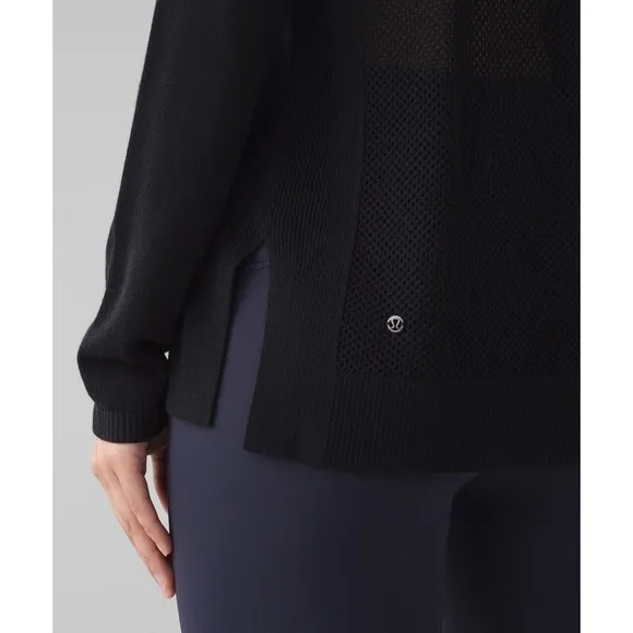 LULULEMON Women’s Well Being Black Cashmere Blend Perforated Back Sweater Sz 8