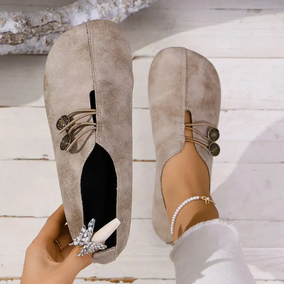 NOIRA SUEDE LOAFERS