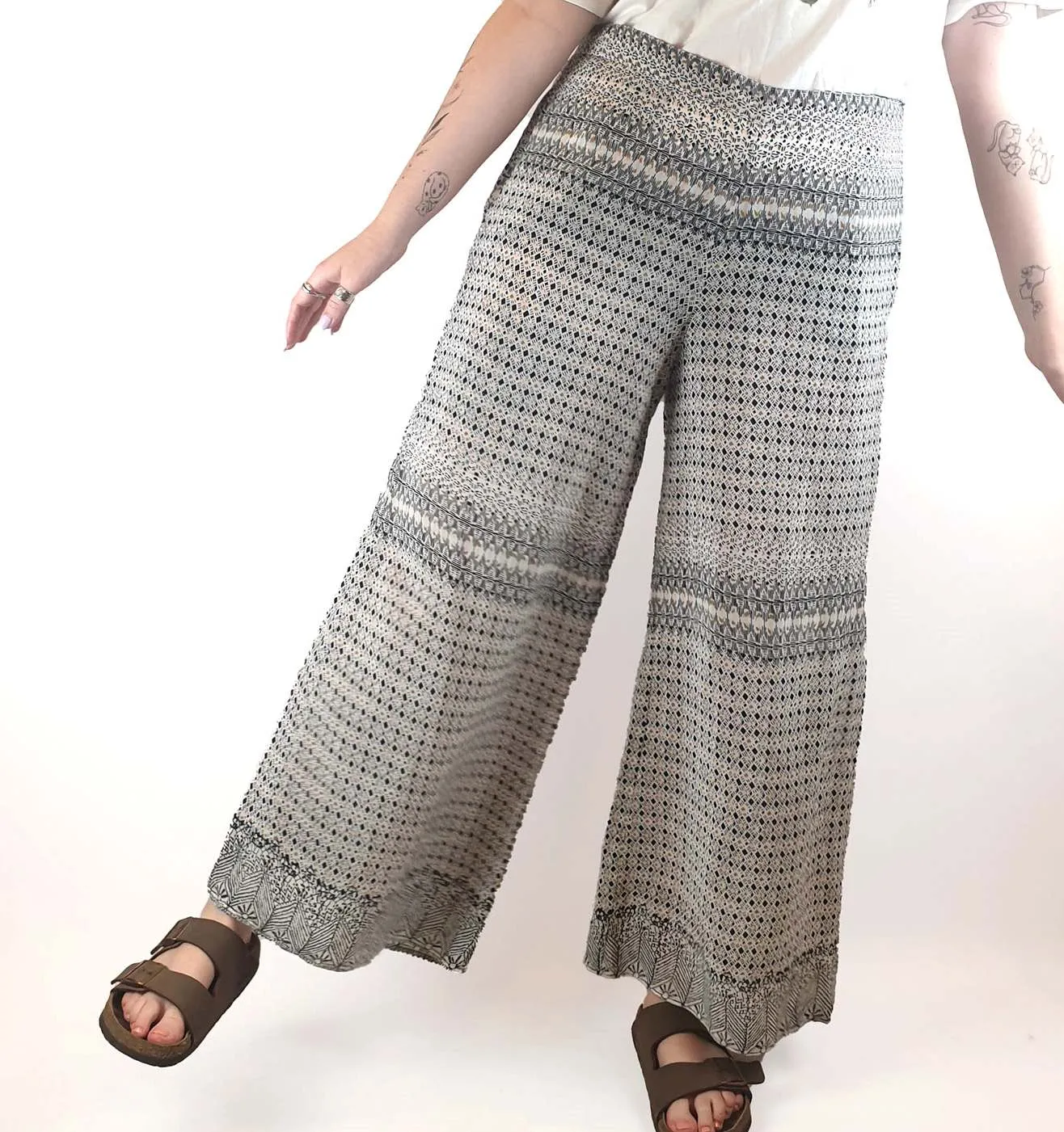 One Season light weight pants size M