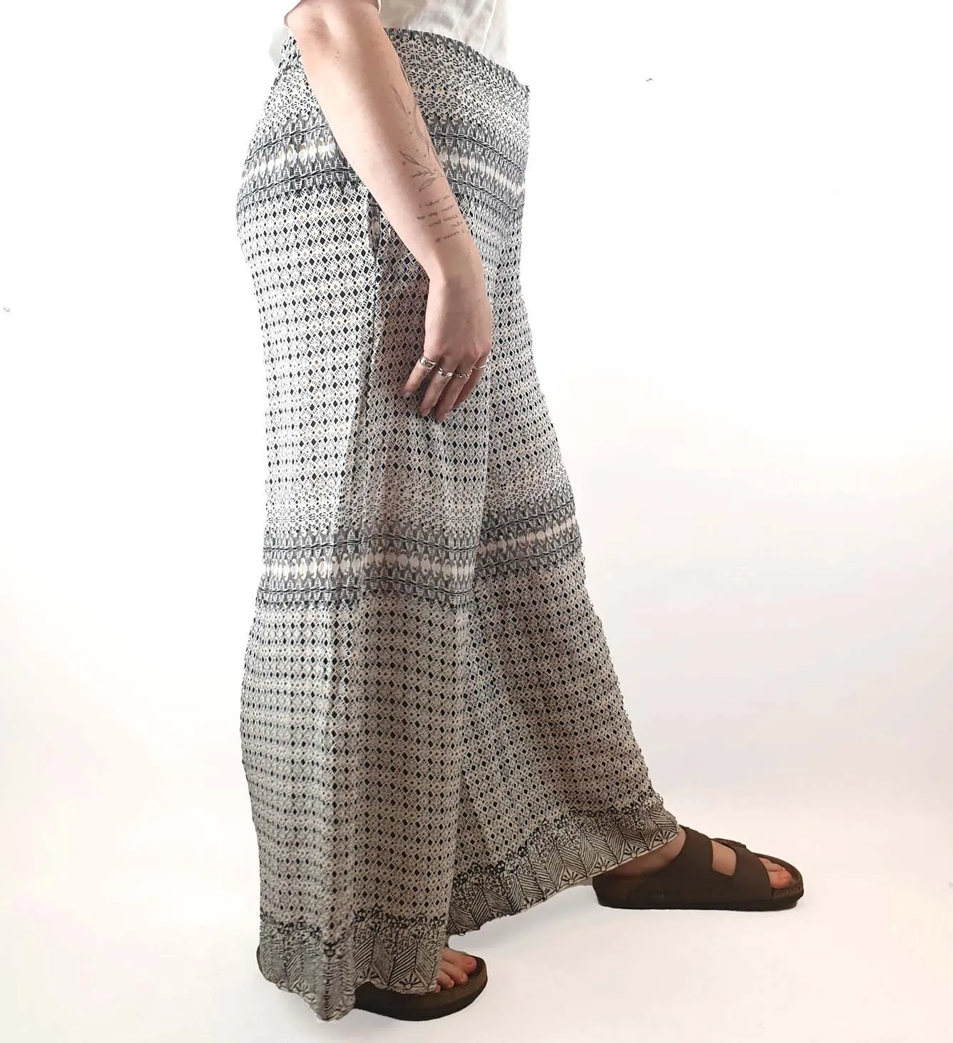 One Season light weight pants size M