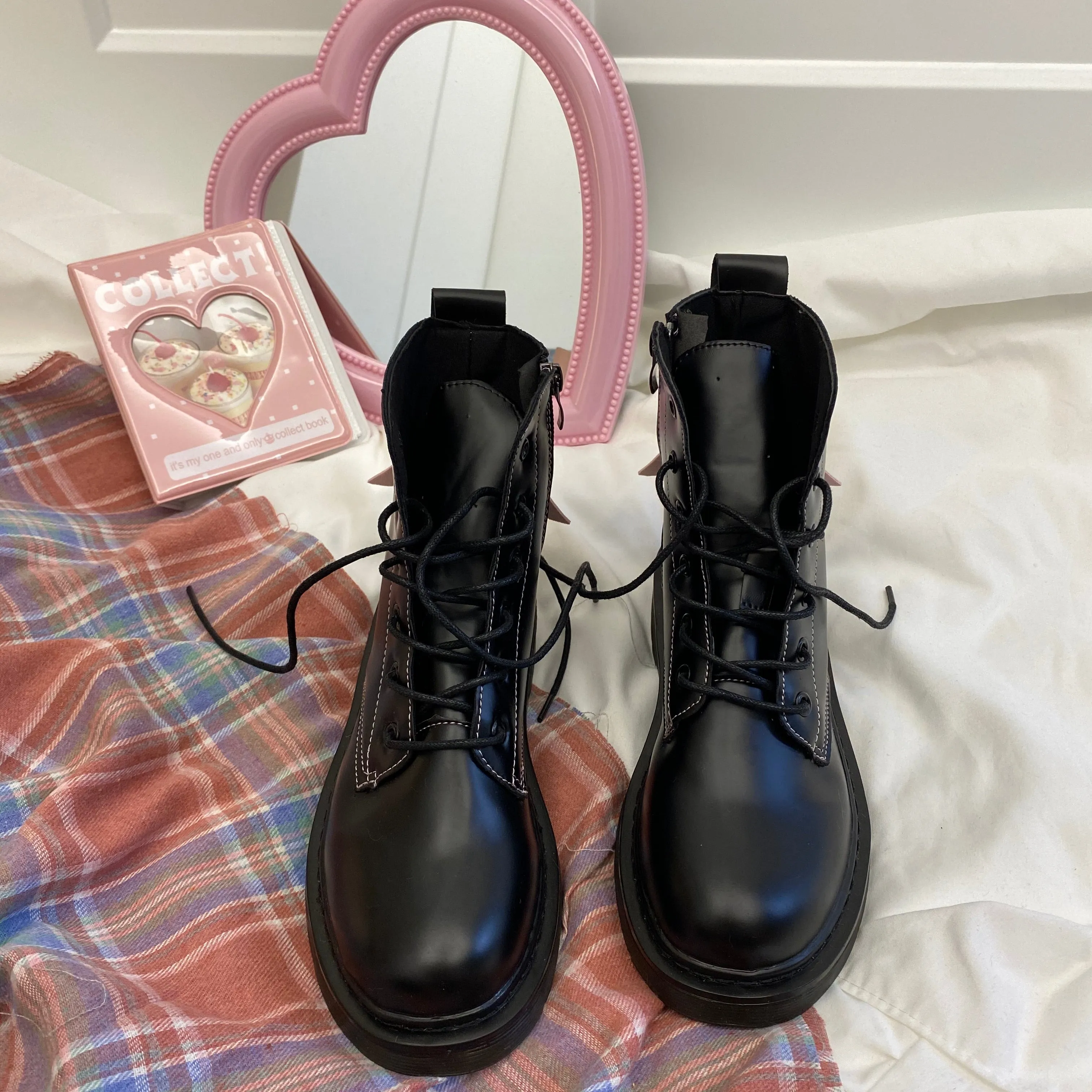 Pink Bow Martin Boots yc24832