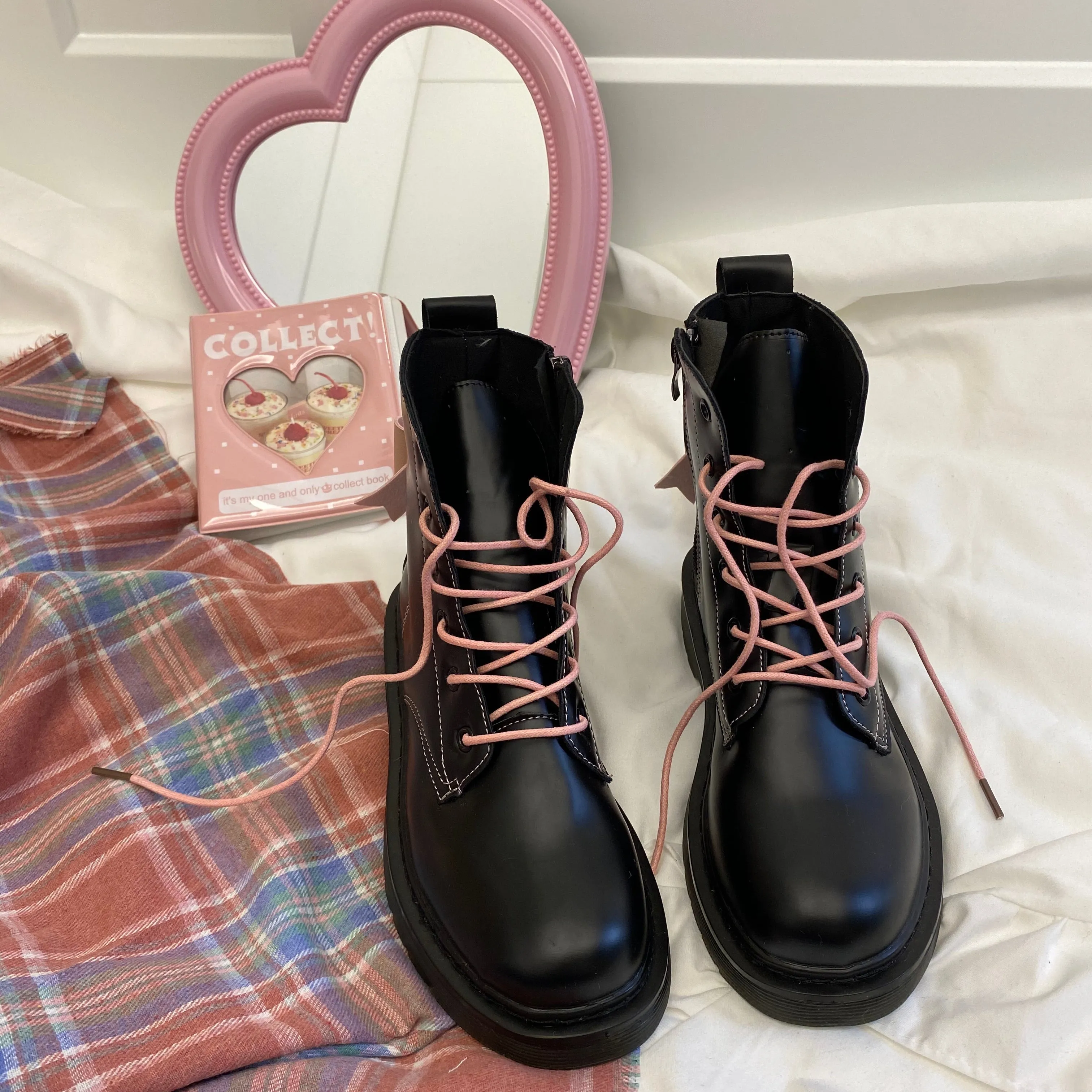 Pink Bow Martin Boots yc24832