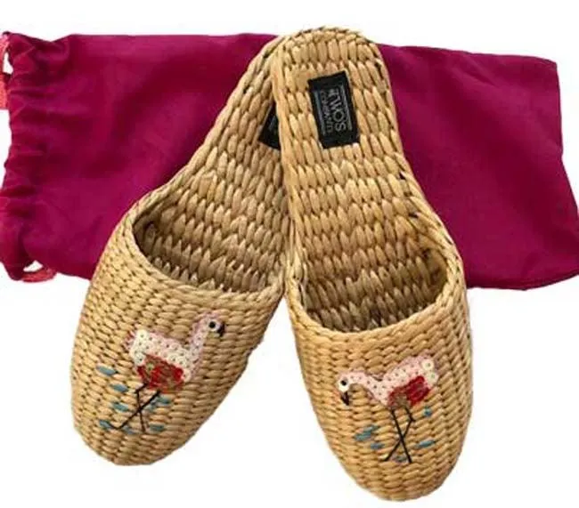 Sequin Applique Water Grass Slippers