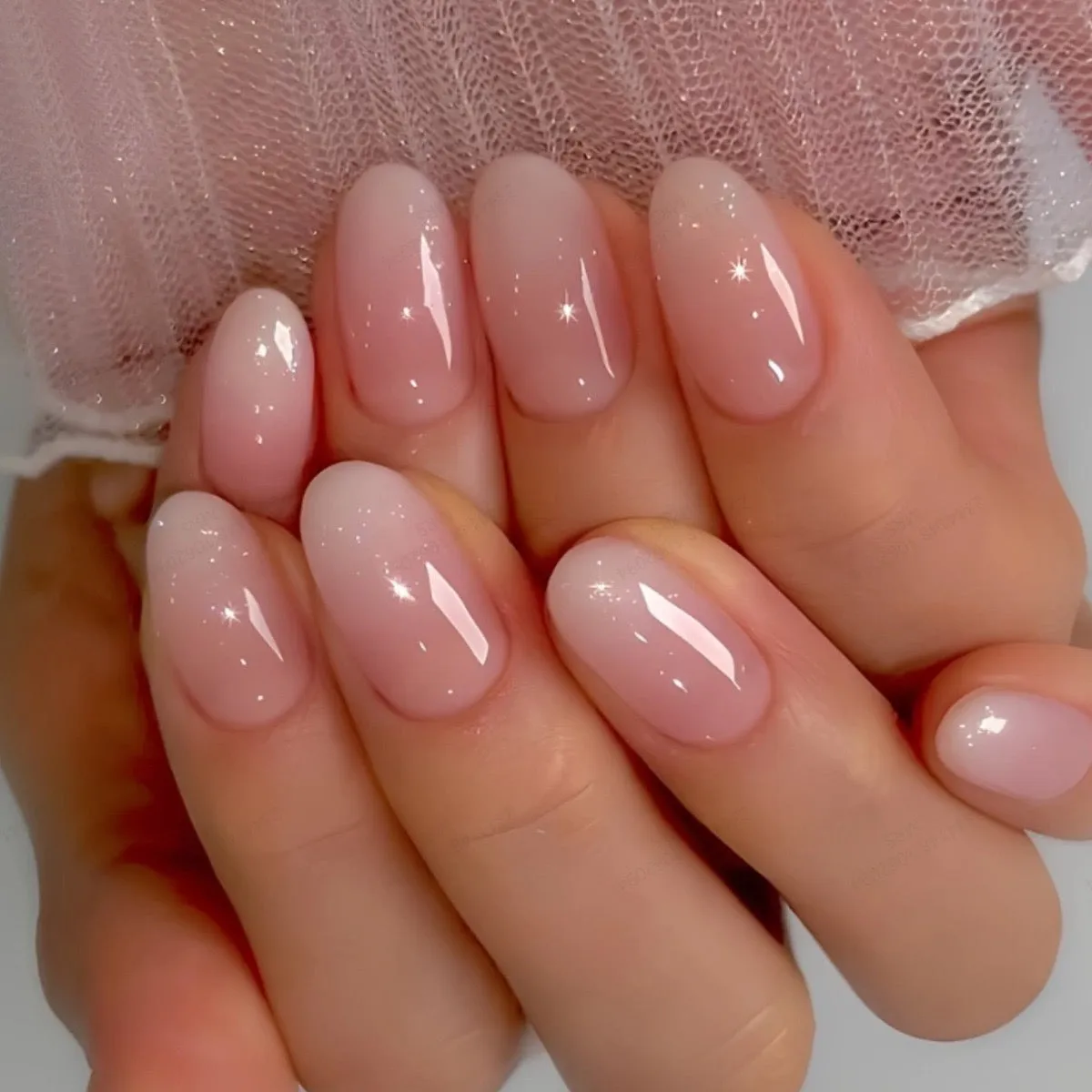 Short Length OvalVembley Shaped Gradient Pink Artificial Reusable Nails Press On Nails with Glue Stickers - 24pcs/Set