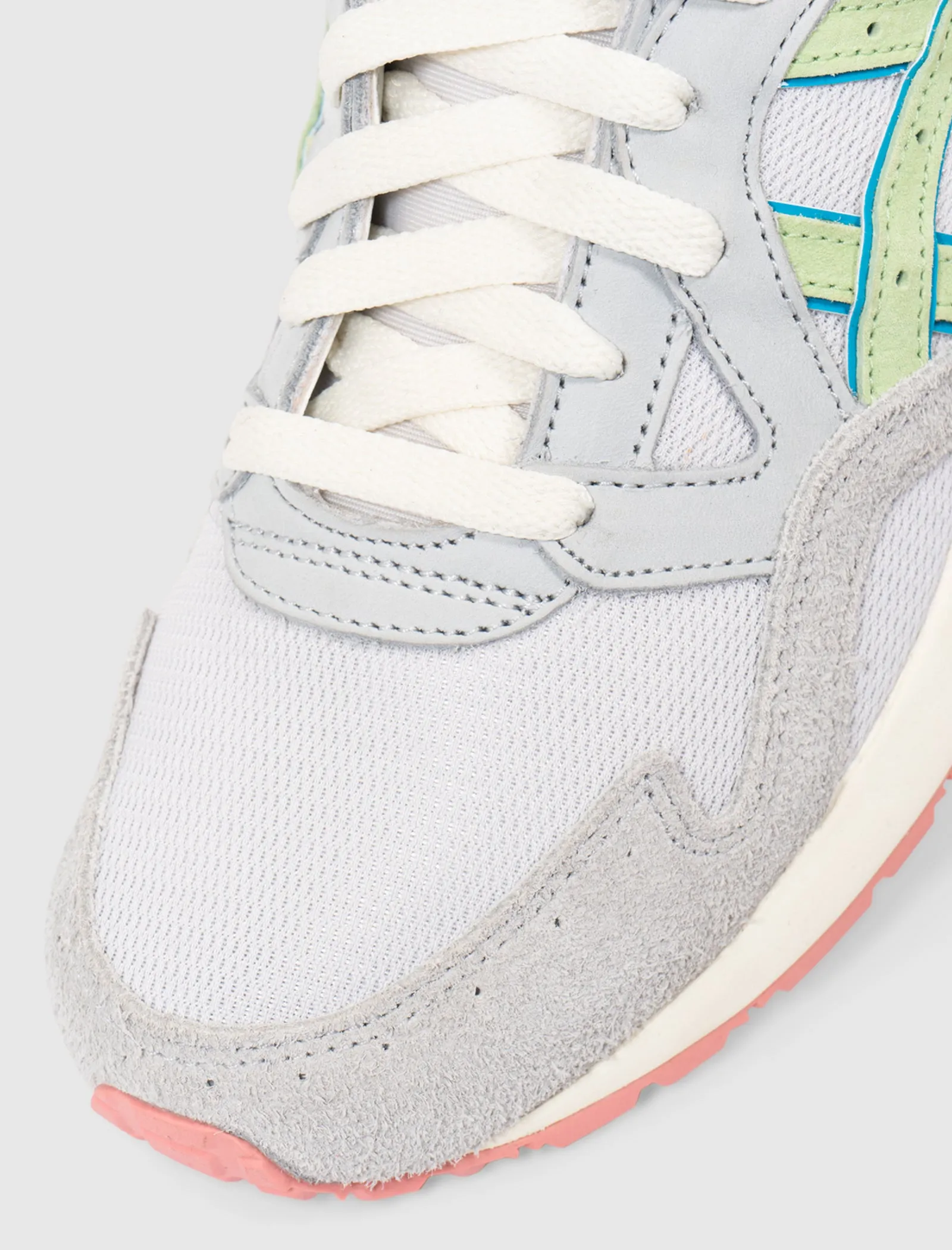 SOCIAL STATUS X CHARLOTTE LAB SCHOOLS ASICS GEL-LYTE V "NIMBUS CLOUD/PISTACHIO GREEN"