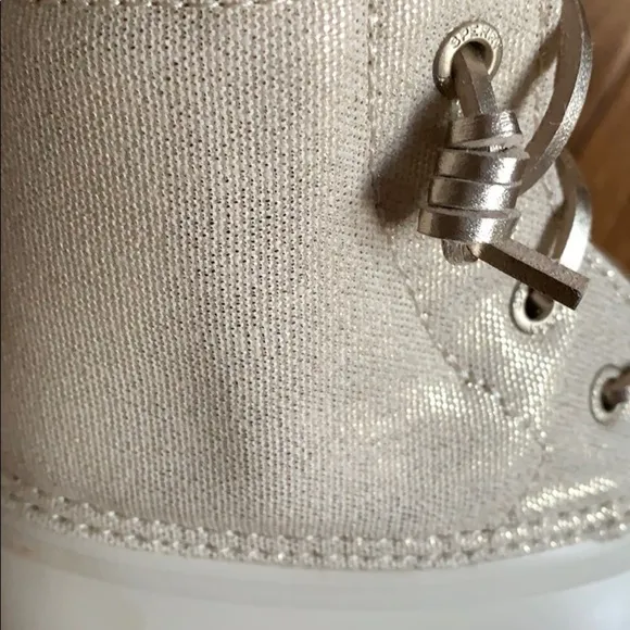 Stylish Ivory Saltwater Boots