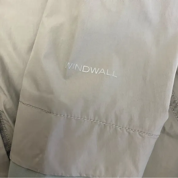 The North Face Flychute A-Line Jacket Moss Green Windwall Rain Outdoor