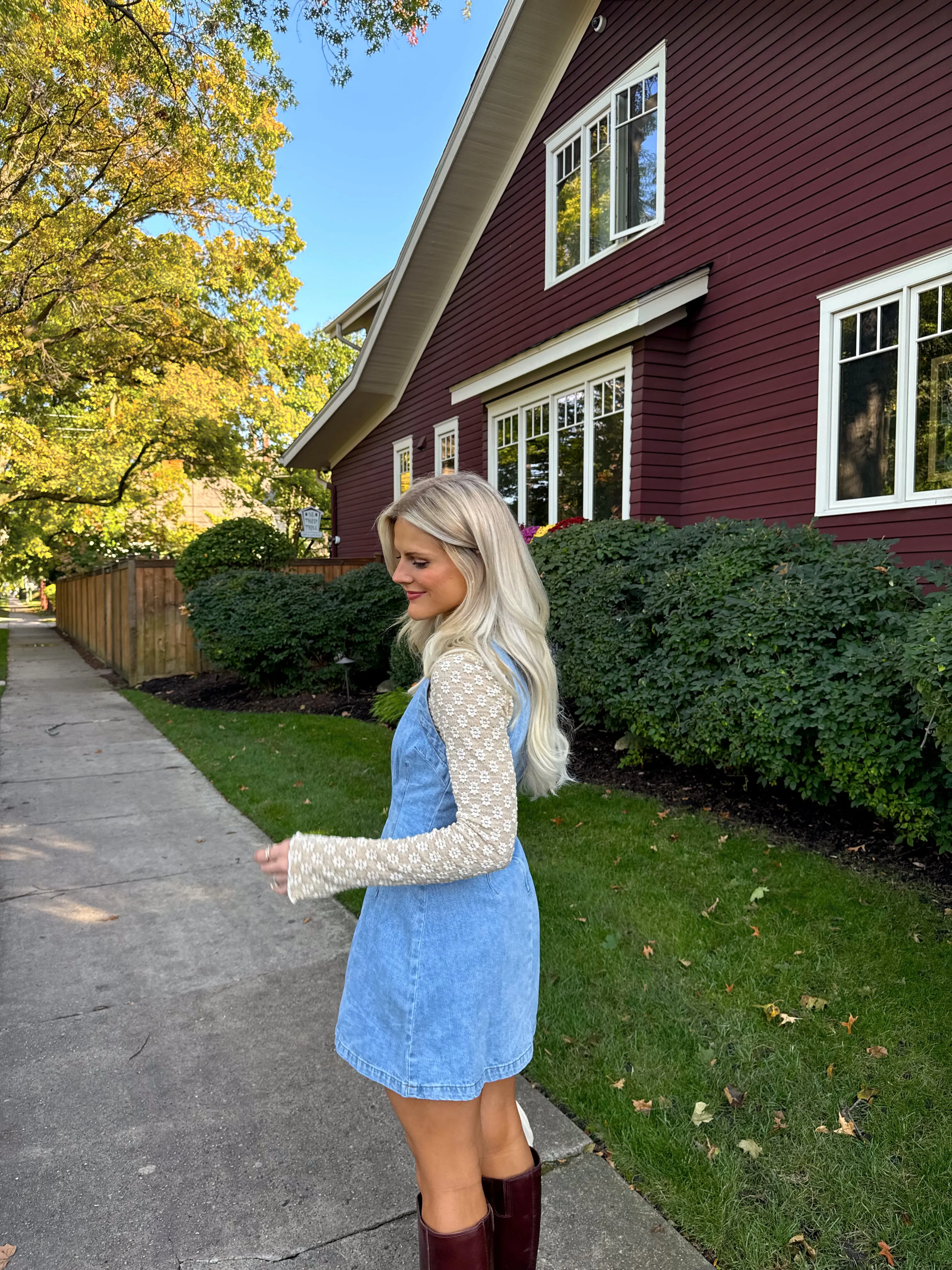 The Pippa Dress// Light Wash