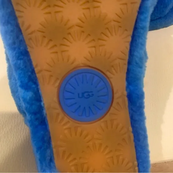 Ugg slippers