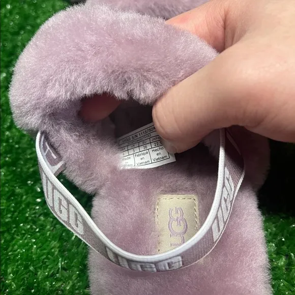 Ugg slippers