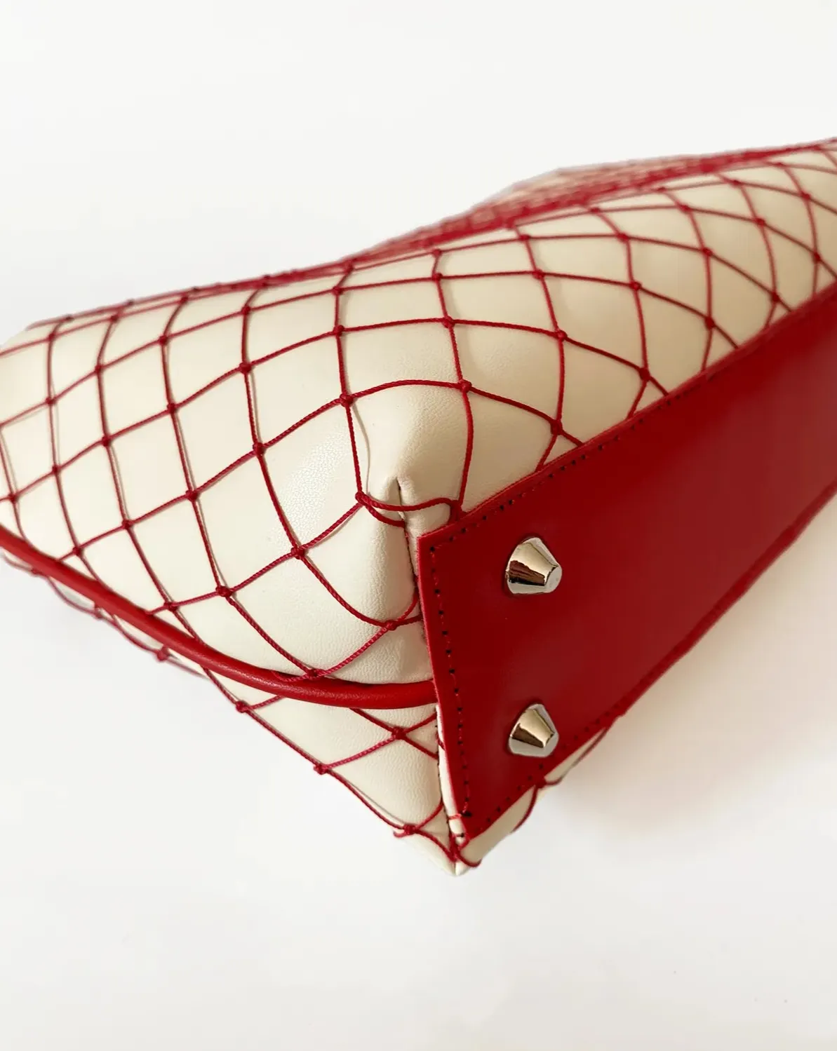 Versatile Red Mesh Detail Cream Faux Leather Handbag