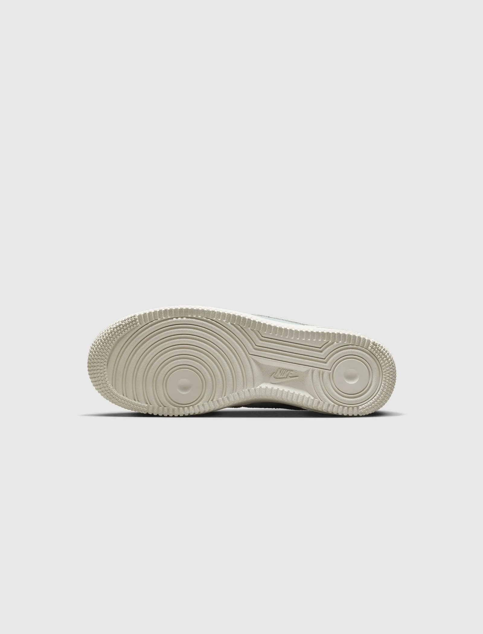 WOMEN'S AIR FORCE 1 '07 SE "CLOUDS"