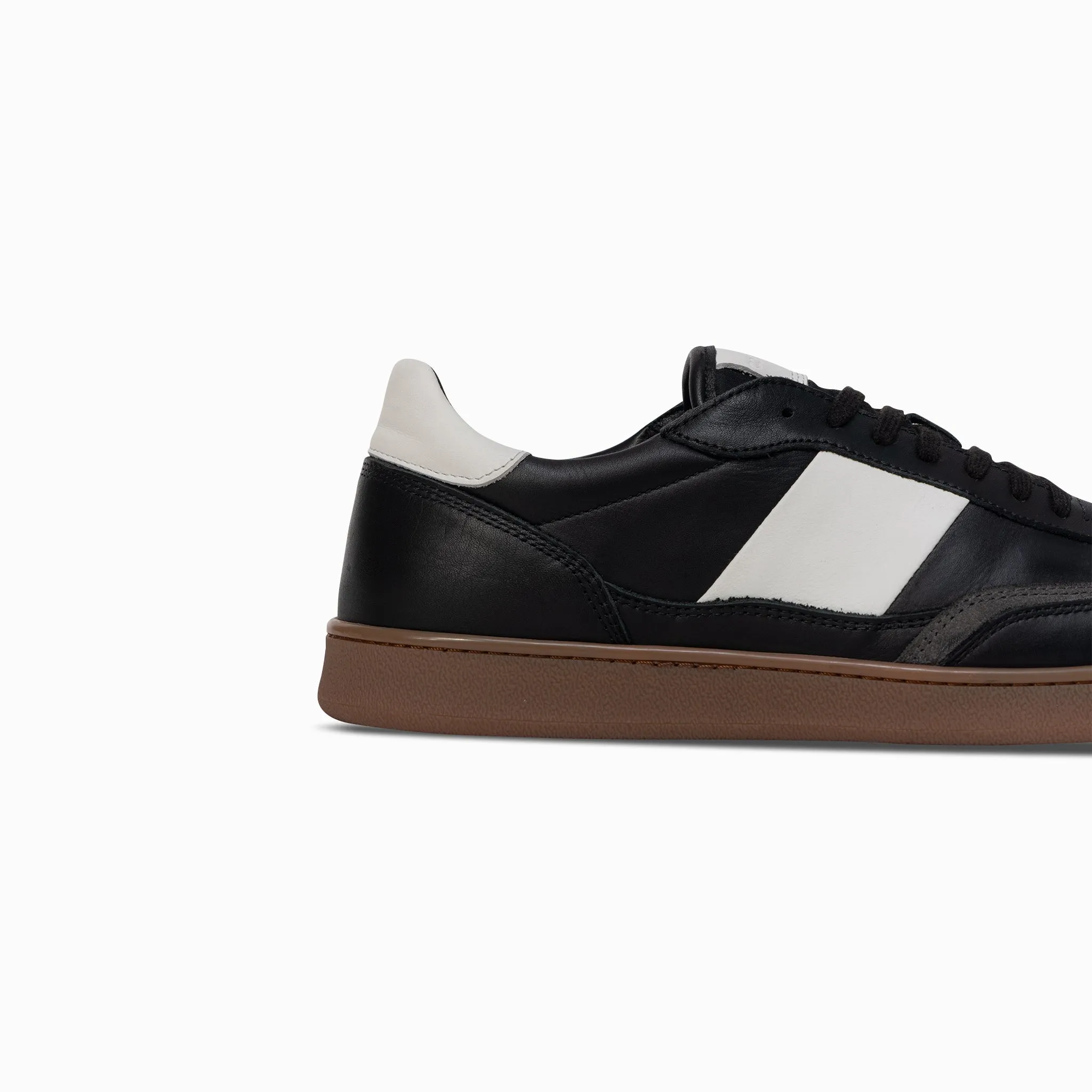 Women's Court II - Nero