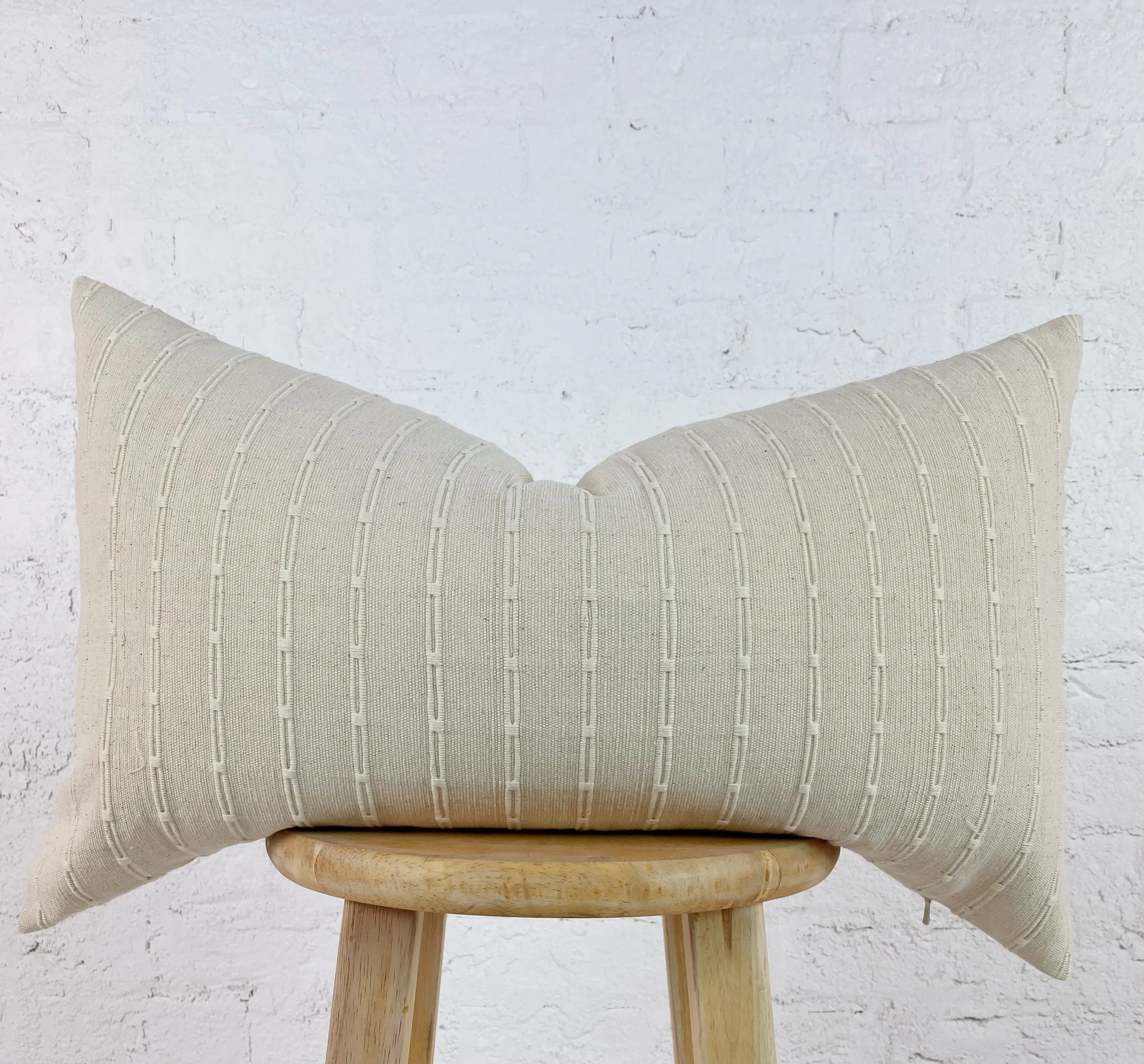 Woven Cotton Lumbar Willow Pillow